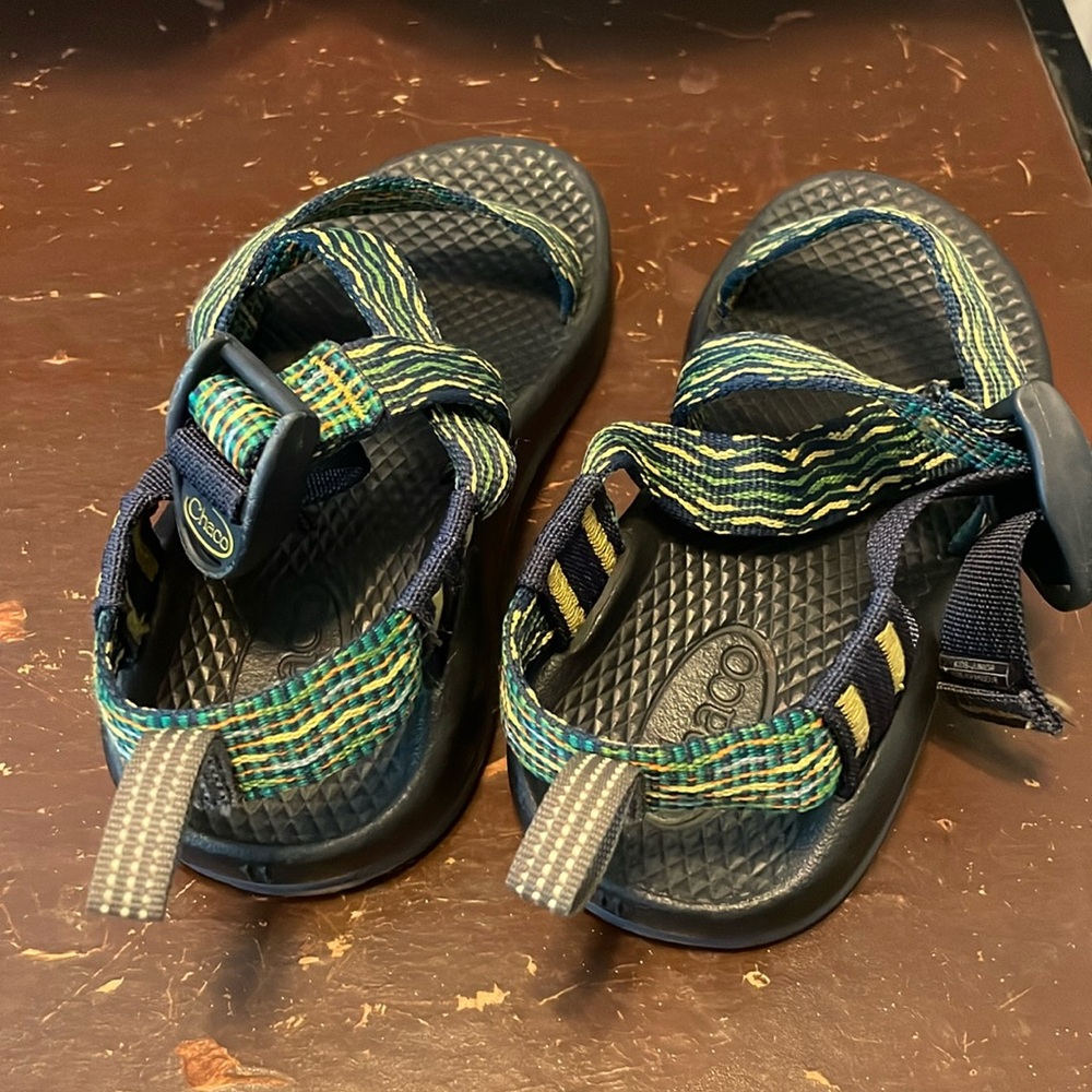 Boys Chaco Sandal Size 11